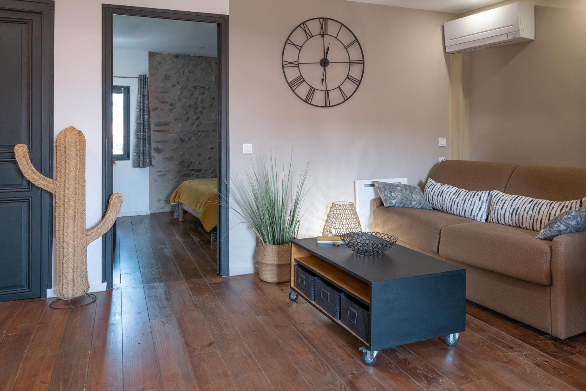Appartement Classe 3 Etoiles - Canohes Bagian luar foto